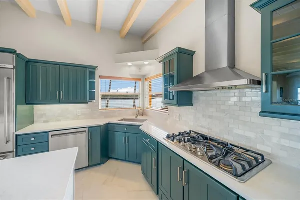 $3,379,000 | 929 Casey Cove Drive, Nokomis, FL 34275