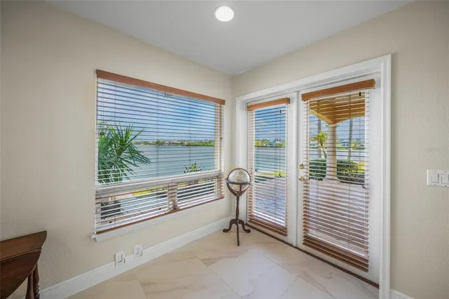 $3,379,000 | 929 Casey Cove Drive, Nokomis, FL 34275