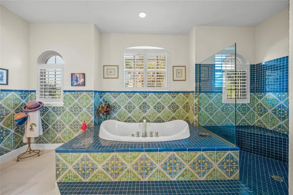 $3,379,000 | 929 Casey Cove Drive, Nokomis, FL 34275