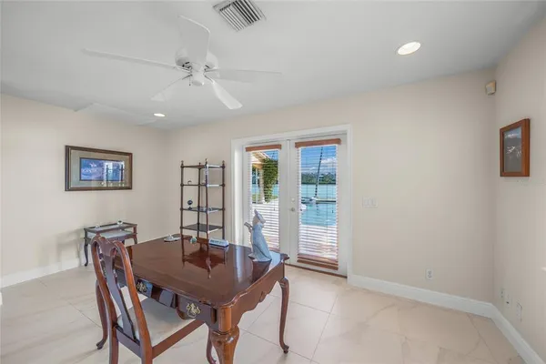 $3,379,000 | 929 Casey Cove Drive, Nokomis, FL 34275