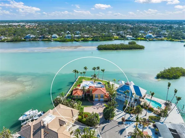 $3,379,000 | 929 Casey Cove Drive, Nokomis, FL 34275