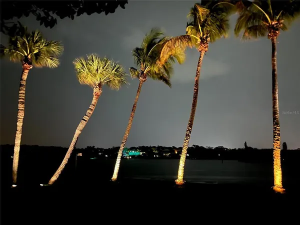 $3,379,000 | 929 Casey Cove Drive, Nokomis, FL 34275