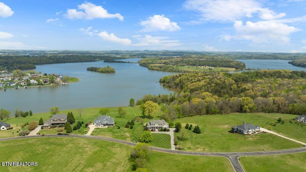 150 Thunder Road Vonore, TN 37885 - Photo 9 of 60 20250414212540449718000000-o