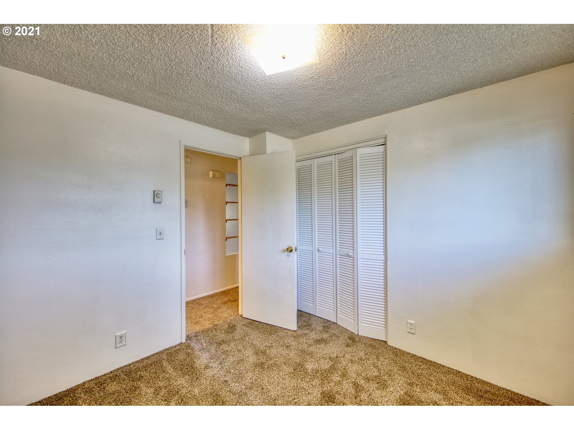 5327 B Street Springfield, OR 97478 - Photo 14 of 30