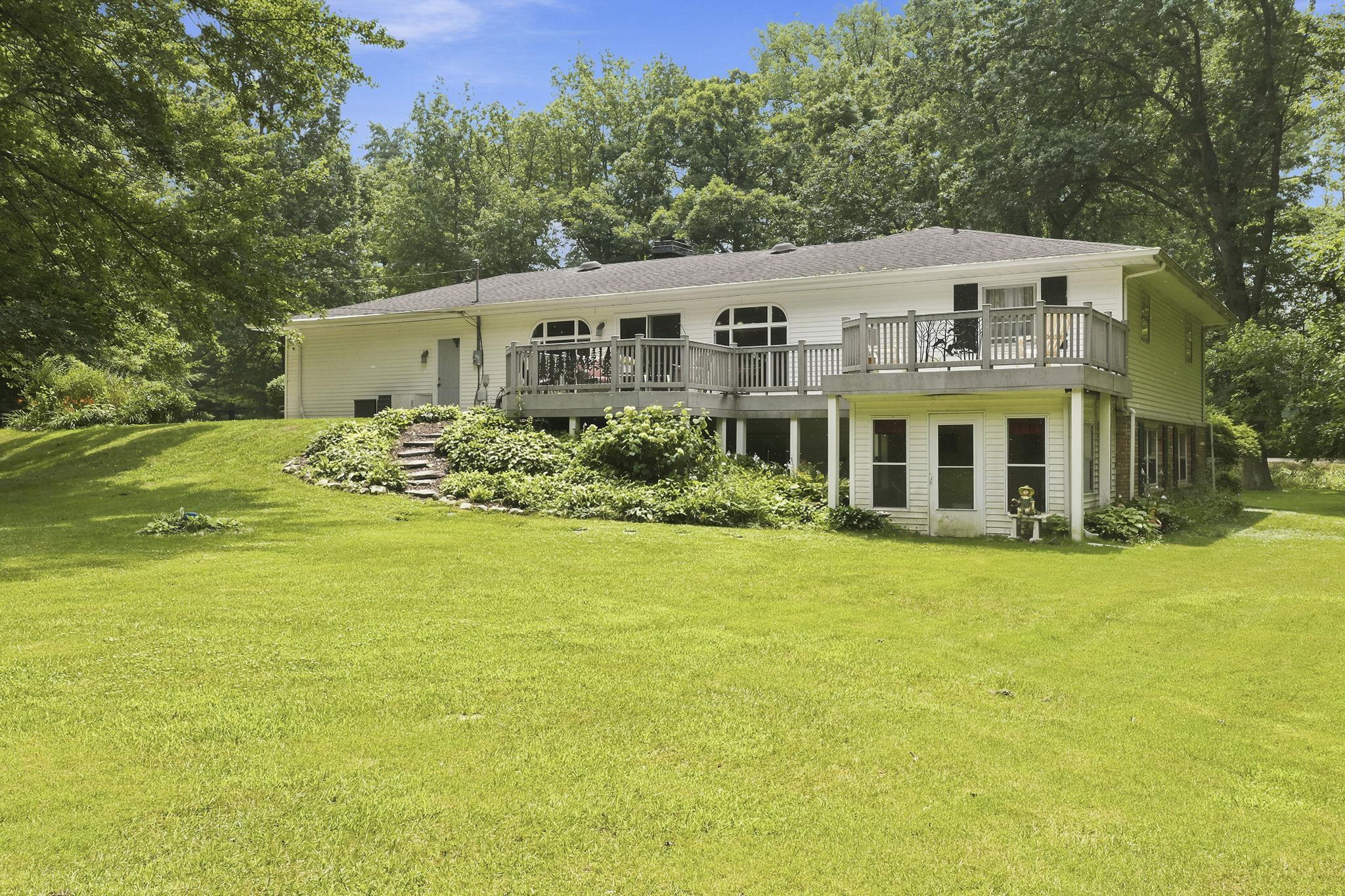 20181 Miller Road South Bend, IN 46614 - Photo 36 of 50 Gallery Image 36