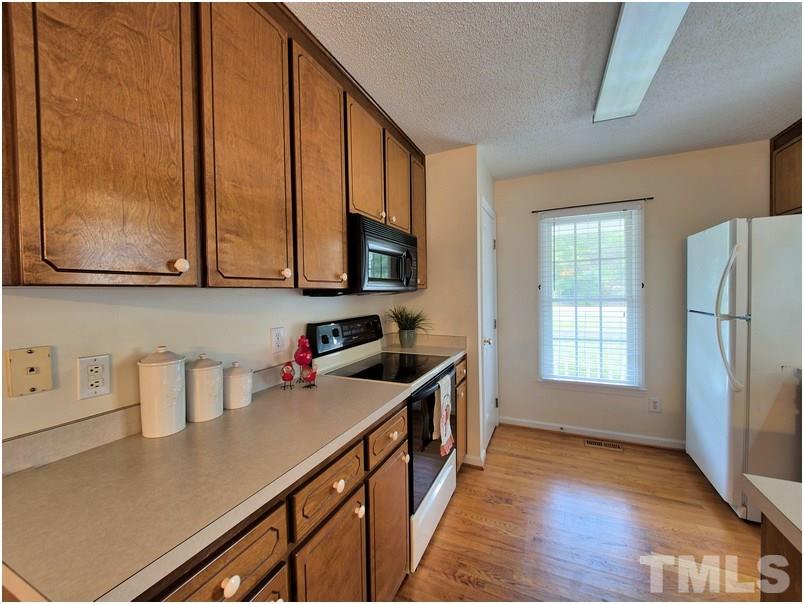 168 Ridge Way Lane Clayton, NC 27520 - Photo 3 of 15 Gallery Image 3