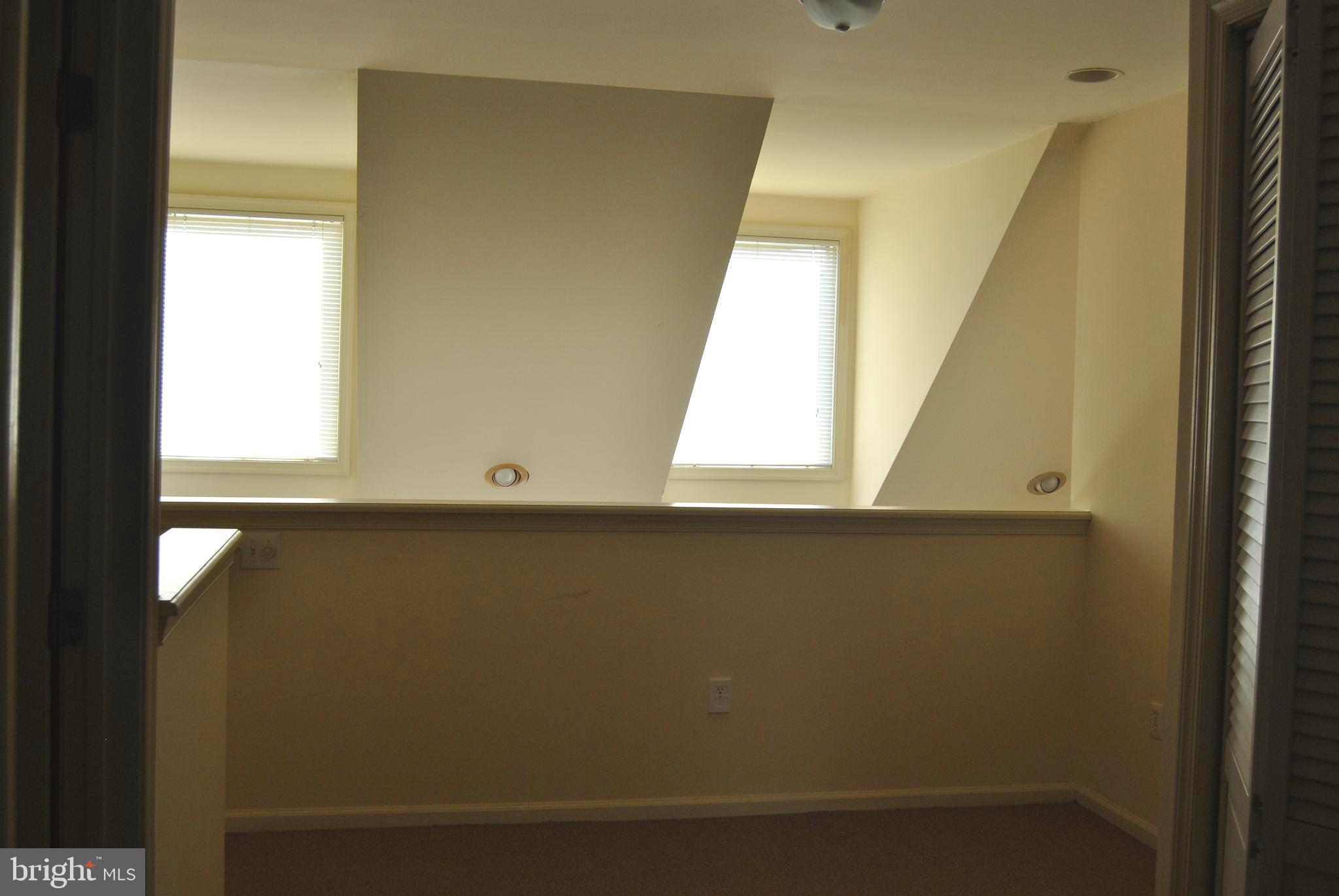 2 Lexington Court Princeton, NJ 08540 - Photo 6 of 7 a close up of a wall with a window