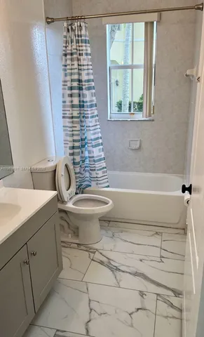 $2,000 | 1651 Southeast 28th Court, Unit 105, Homestead, FL 33035