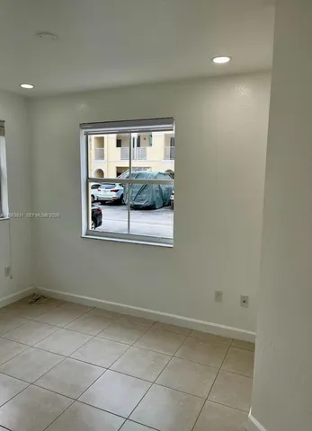 $2,000 | 1651 Southeast 28th Court, Unit 105, Homestead, FL 33035