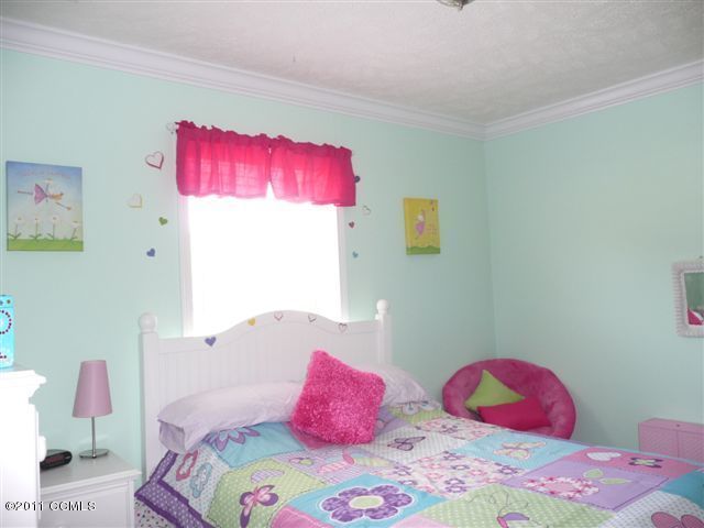 579 Crow Hill Road Beaufort, NC 28516 - Photo 6 of 8 Bedroom 2