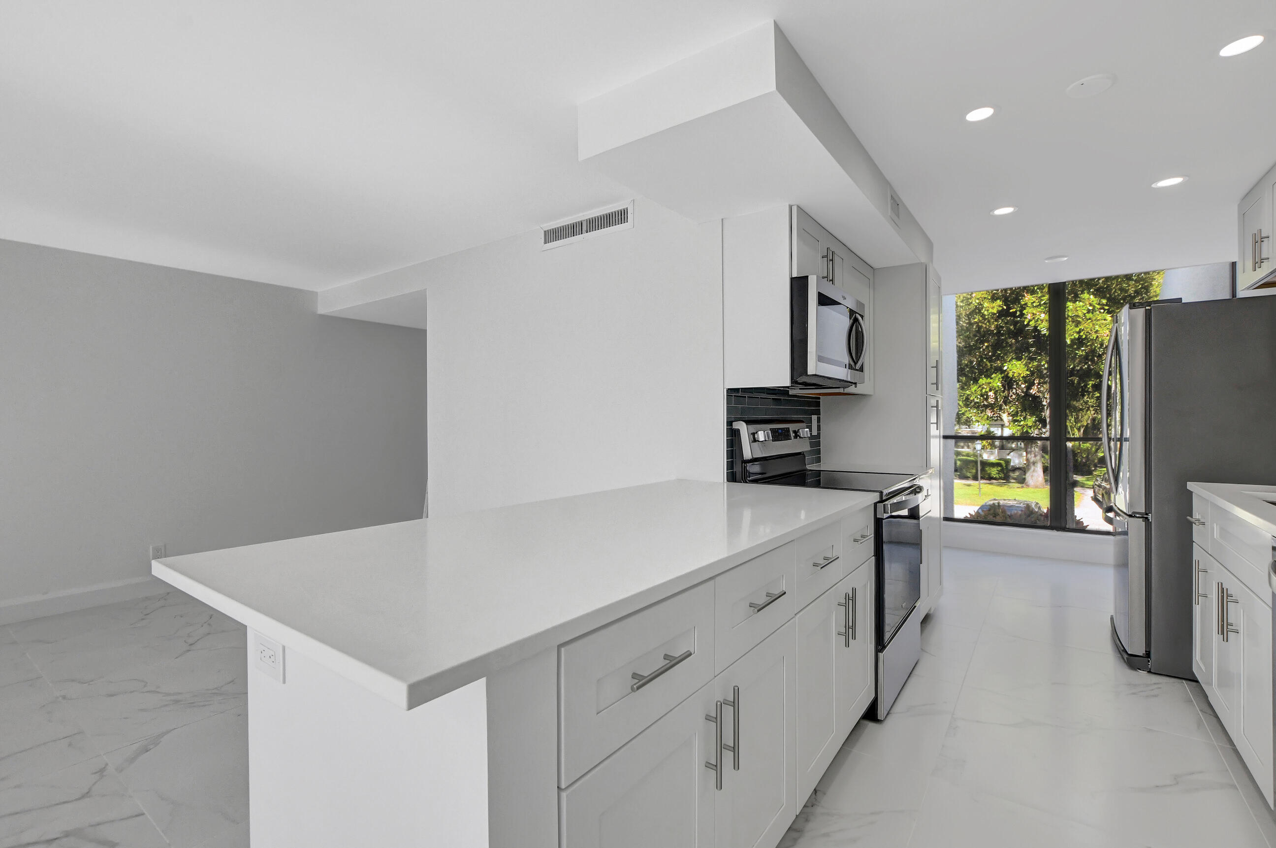 2804 Bridgewood Drive Boca Raton, FL 33434 - Photo 15 of 55 07_dsc_1381