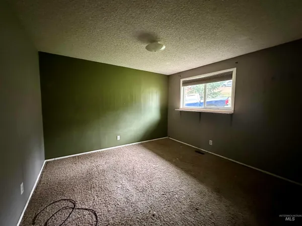 $220,000 | 213 Larch Road, Kamiah, ID 83536