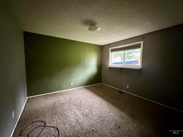 $220,000 | 213 Larch Road, Kamiah, ID 83536