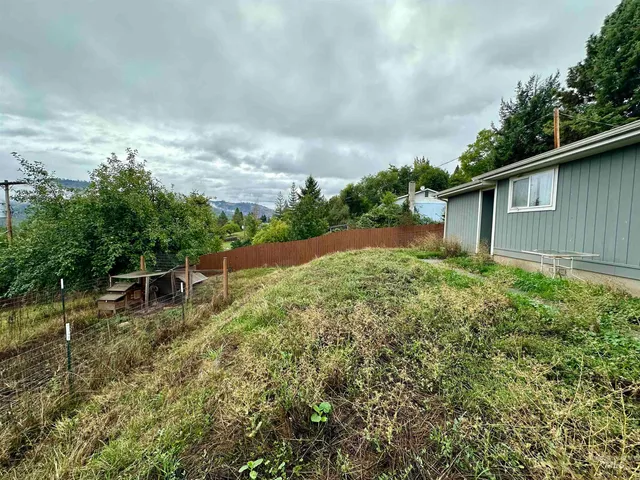 $220,000 | 213 Larch Road, Kamiah, ID 83536