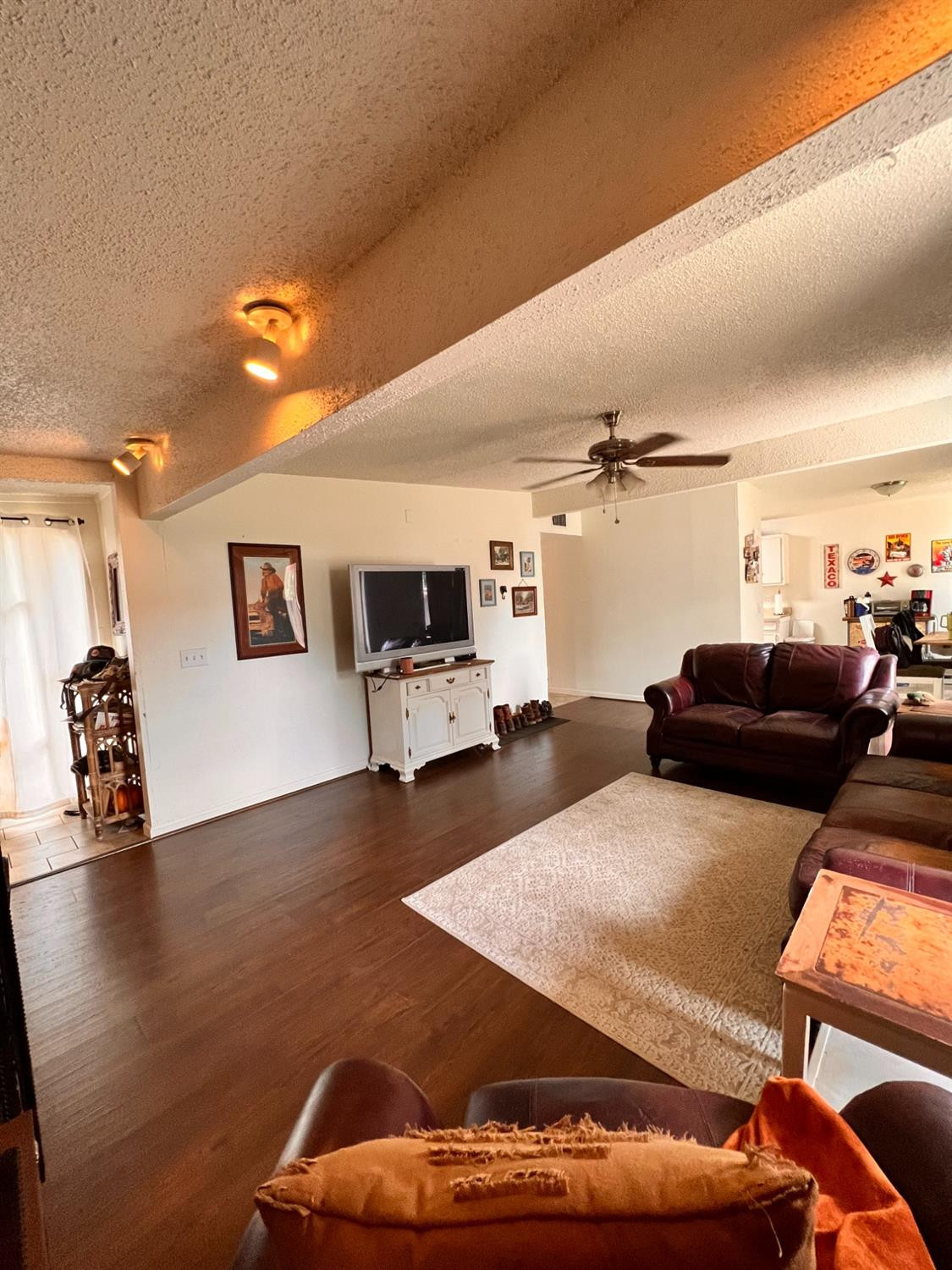 2812 64th Street Lubbock, TX 79413 - Photo 3 of 19 Photo 3