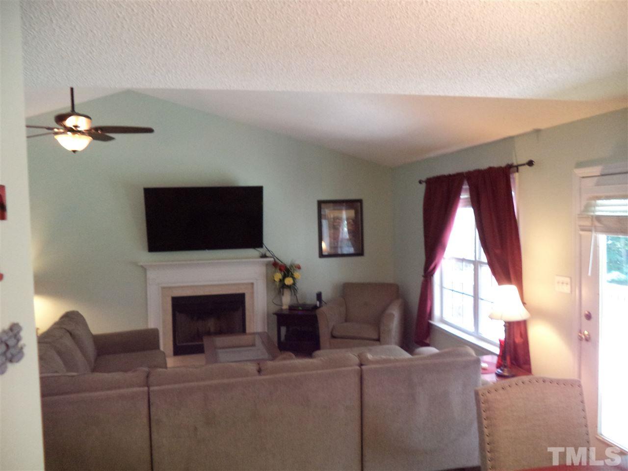 6225 Silver Spring Court Willow Spring, NC 27592 - Photo 5 of 30 Gallery Image 5