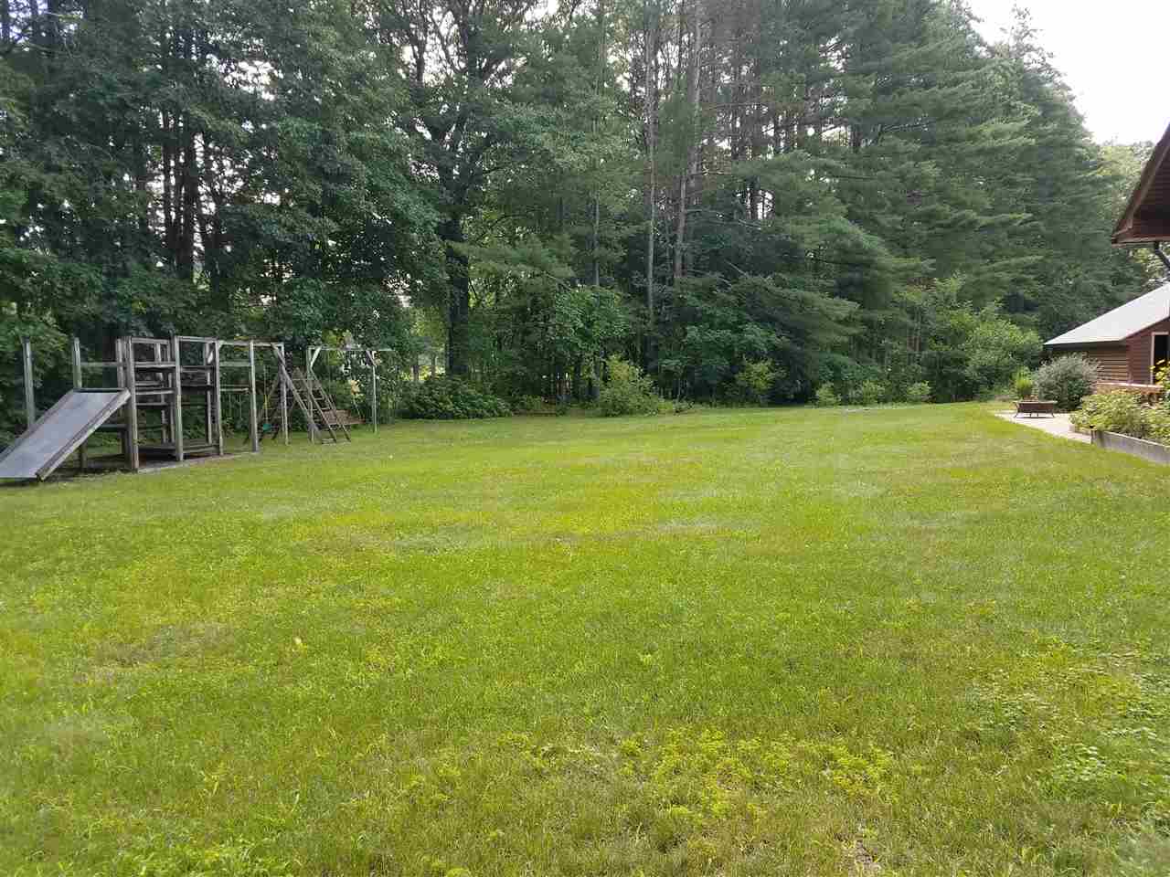 43 New Acres Road Keene, NH 03431 - Photo 5 of 29