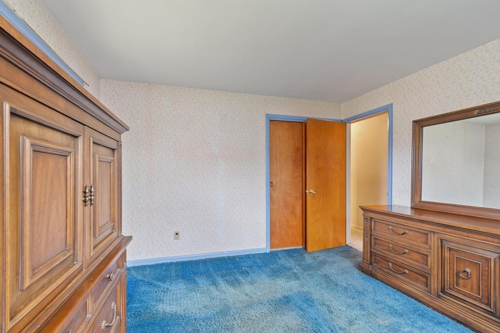 69 Byam Road Chelmsford, MA 01824 - Photo 11 of 26