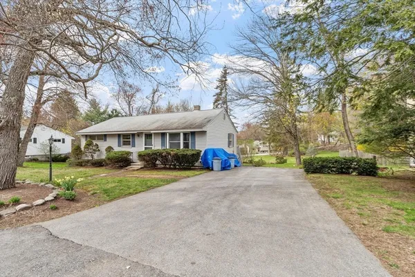 $625,000 | 69 Byam Road, Chelmsford, MA 01824