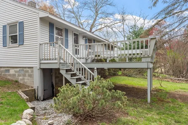 $625,000 | 69 Byam Road, Chelmsford, MA 01824