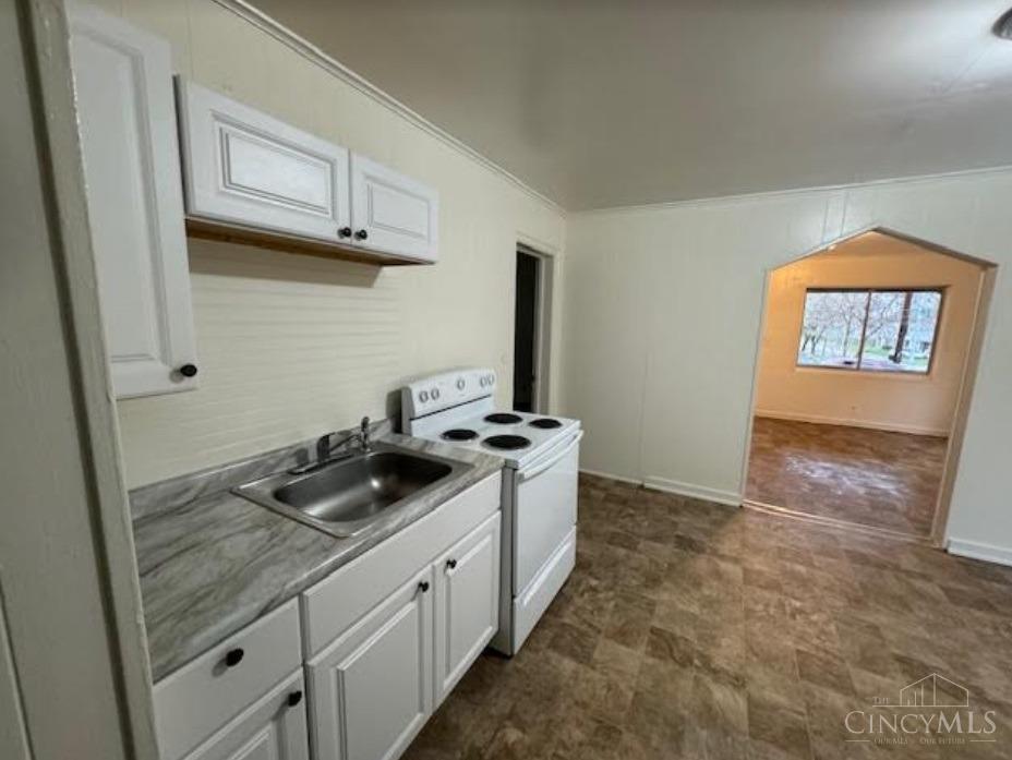 1282 Quebec Road Cincinnati, OH 45205 - Photo 6 of 11