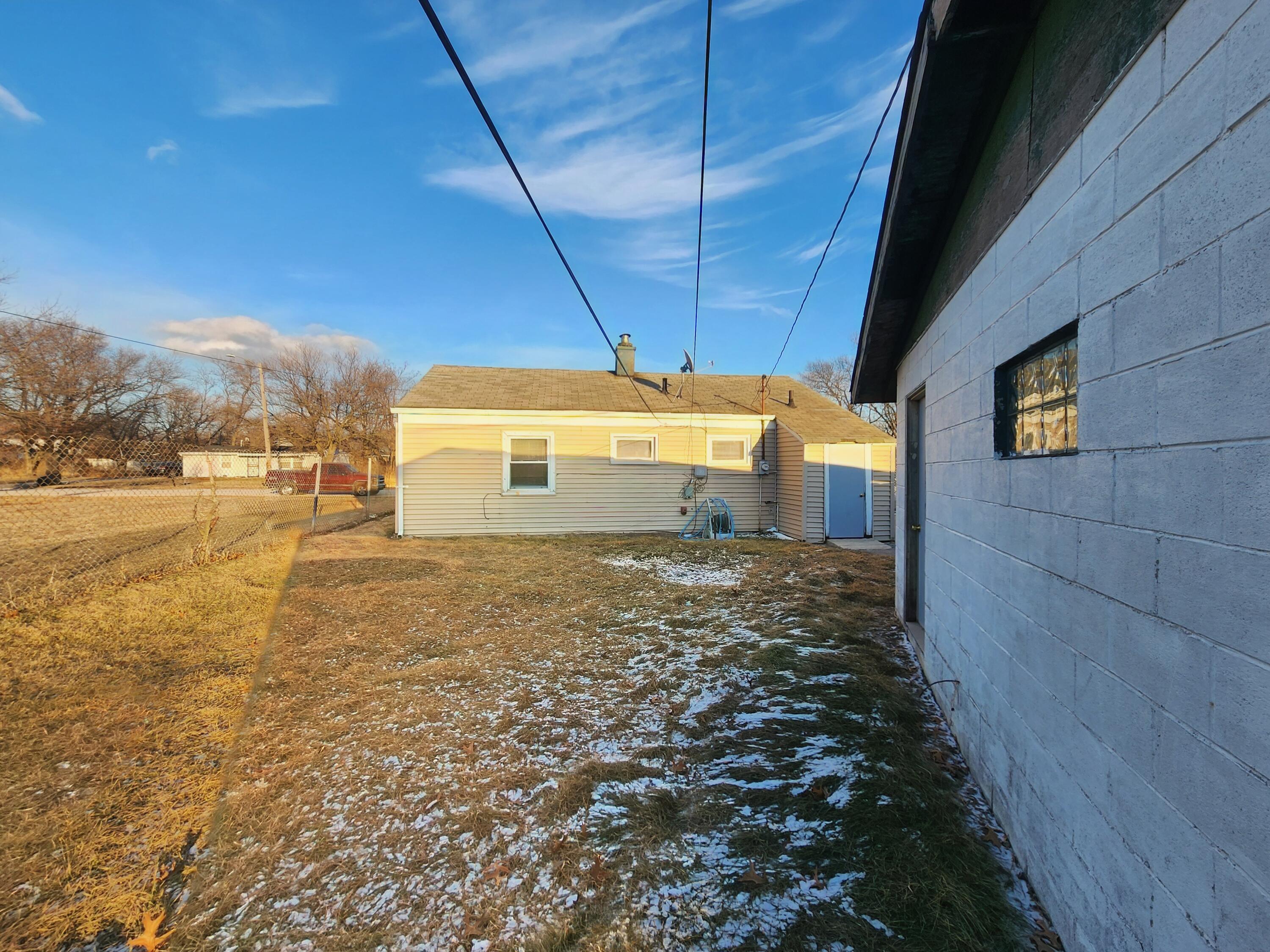 2152 Marshall Place Gary, IN 46404 - Photo 13 of 13 3000x2250