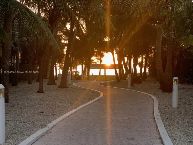 $1,350,000 | 1395 South Ocean Boulevard, Unit 7D, Pompano Beach, FL 33062