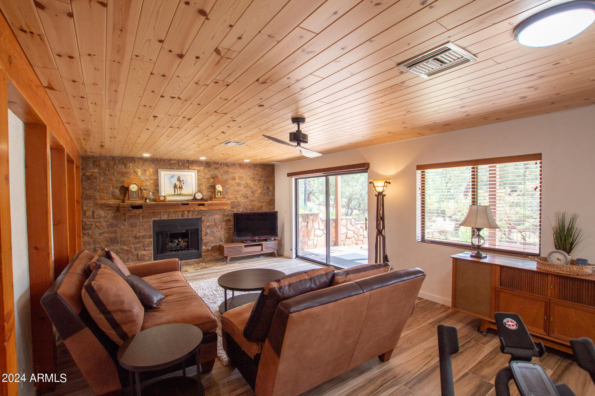 5120 Juniper Loop Pine, AZ 85544 - Photo 30 of 54 Juniper Loop MLS-50