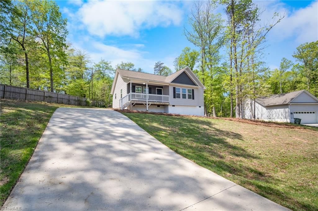 866 Falling Creek Court Rural Hall, NC 27045 - Photo 2 of 25 Gallery Image 2
