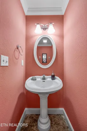 $537,000 | 535 Doc Norton Road, Walland, TN 37886