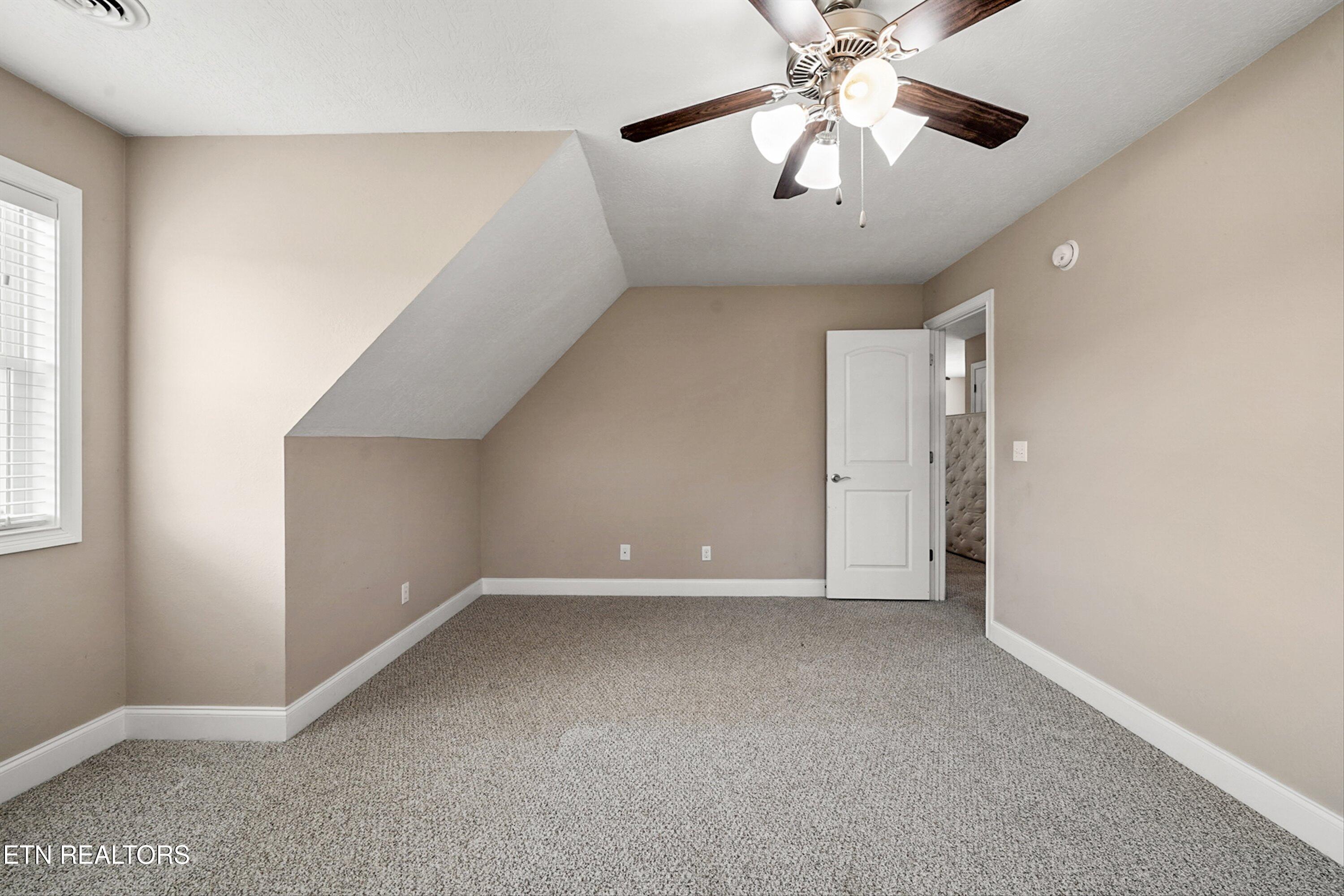 535 Doc Norton Road Walland, TN 37886 - Photo 30 of 44 29-535 Doc Norton Rd09