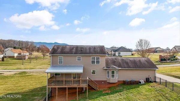 $537,000 | 535 Doc Norton Road, Walland, TN 37886