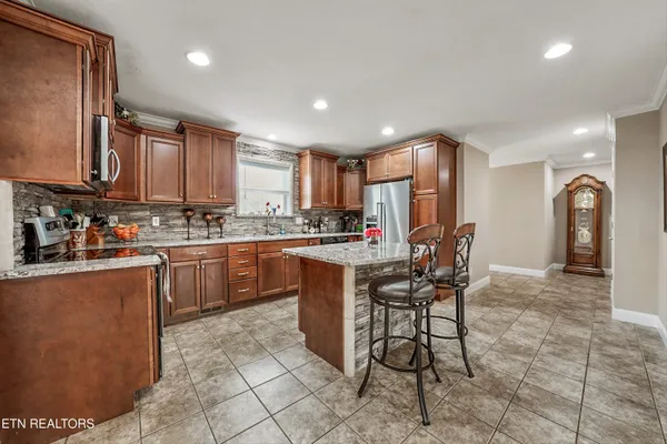 $537,000 | 535 Doc Norton Road, Walland, TN 37886