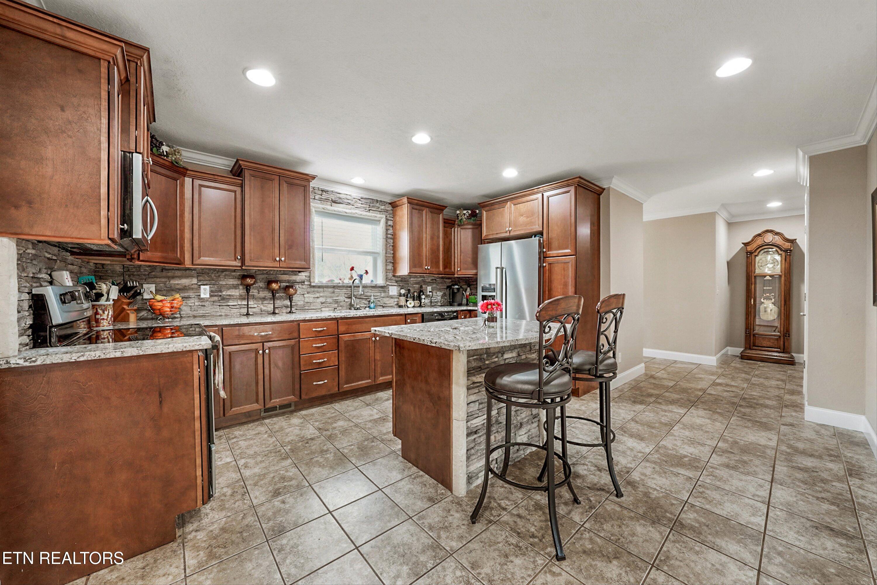 535 Doc Norton Road Walland, TN 37886 - Photo 8 of 44 07-535 Doc Norton Rd13