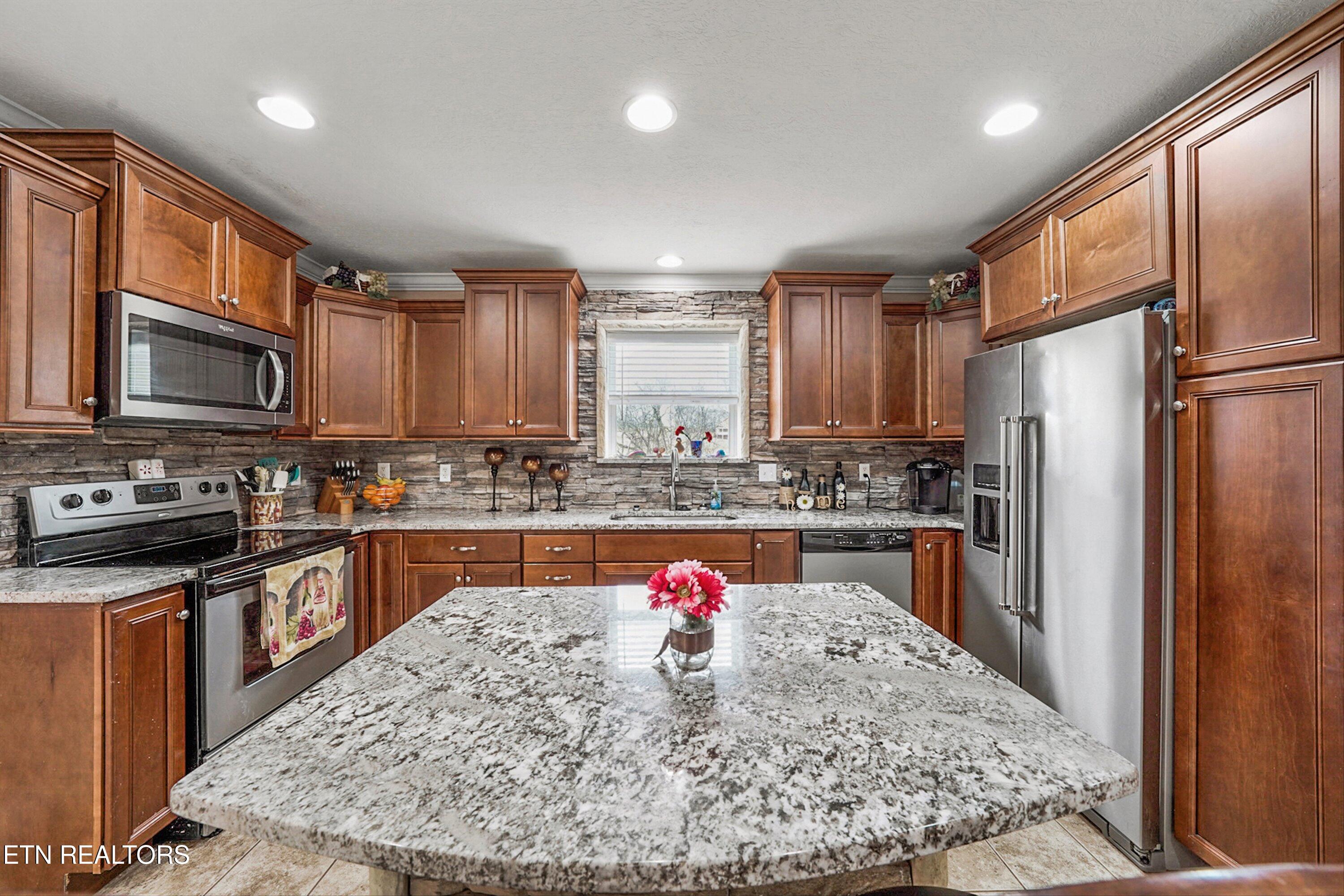 535 Doc Norton Road Walland, TN 37886 - Photo 9 of 44 08-535 Doc Norton Rd14