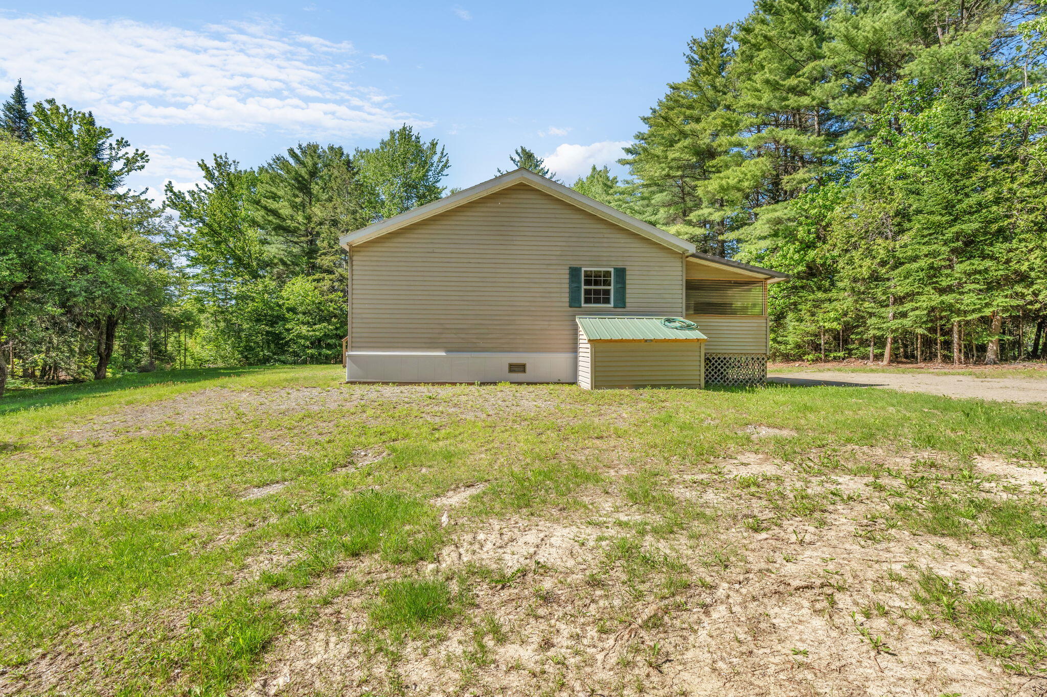 2392 Hudson Road Hudson, ME 04449 - Photo 45 of 77