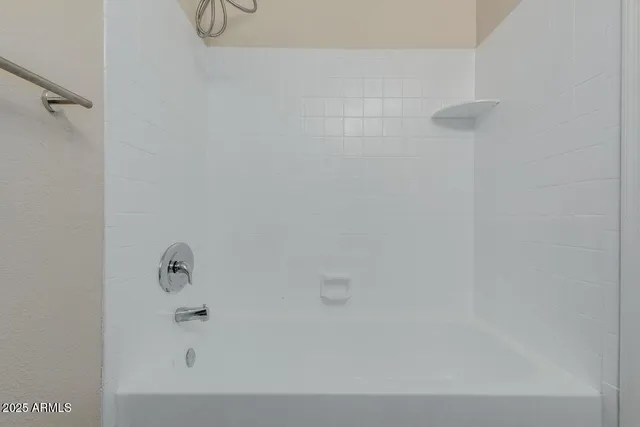 $1,350 | 4601 North 102nd Avenue, Unit 2202, Phoenix, AZ 85037