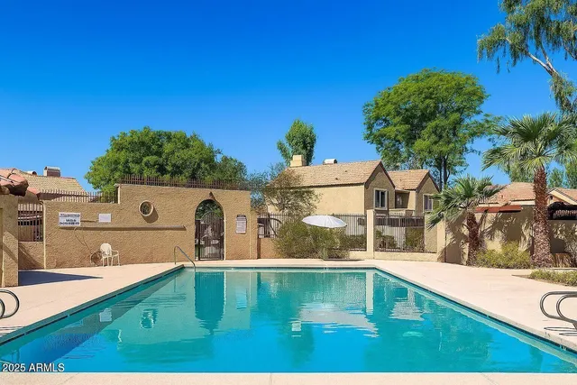 $1,350 | 4601 North 102nd Avenue, Unit 2202, Phoenix, AZ 85037