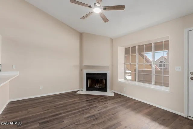 $1,350 | 4601 North 102nd Avenue, Unit 2202, Phoenix, AZ 85037