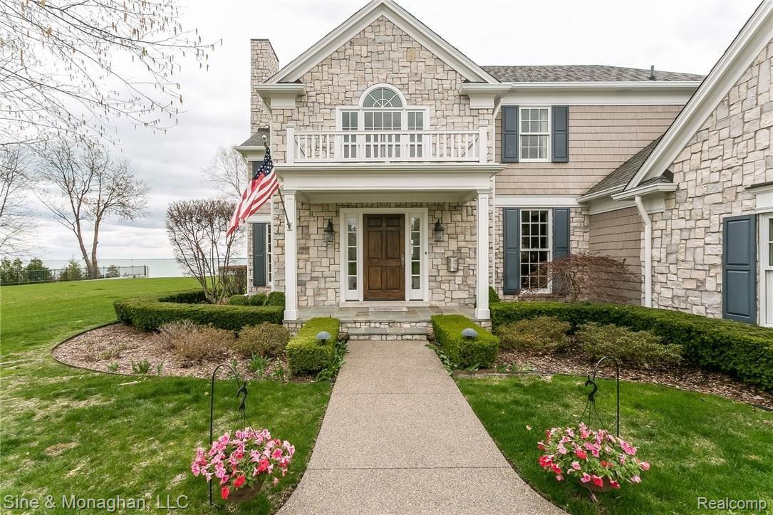 747 Whittier Road Grosse Pointe, MI 48230 - Photo 2 of 96 003-Front_View-4039448-medium.jpg