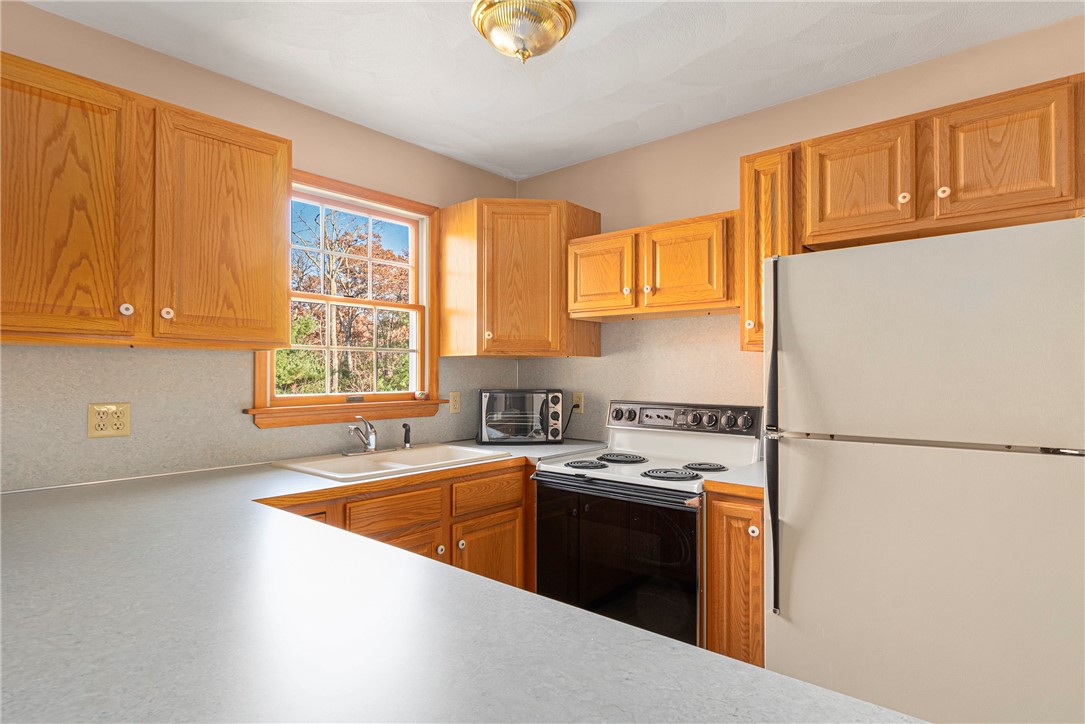 2781 Harkney Hill Road Coventry, RI 02816 - Photo 34 of 49