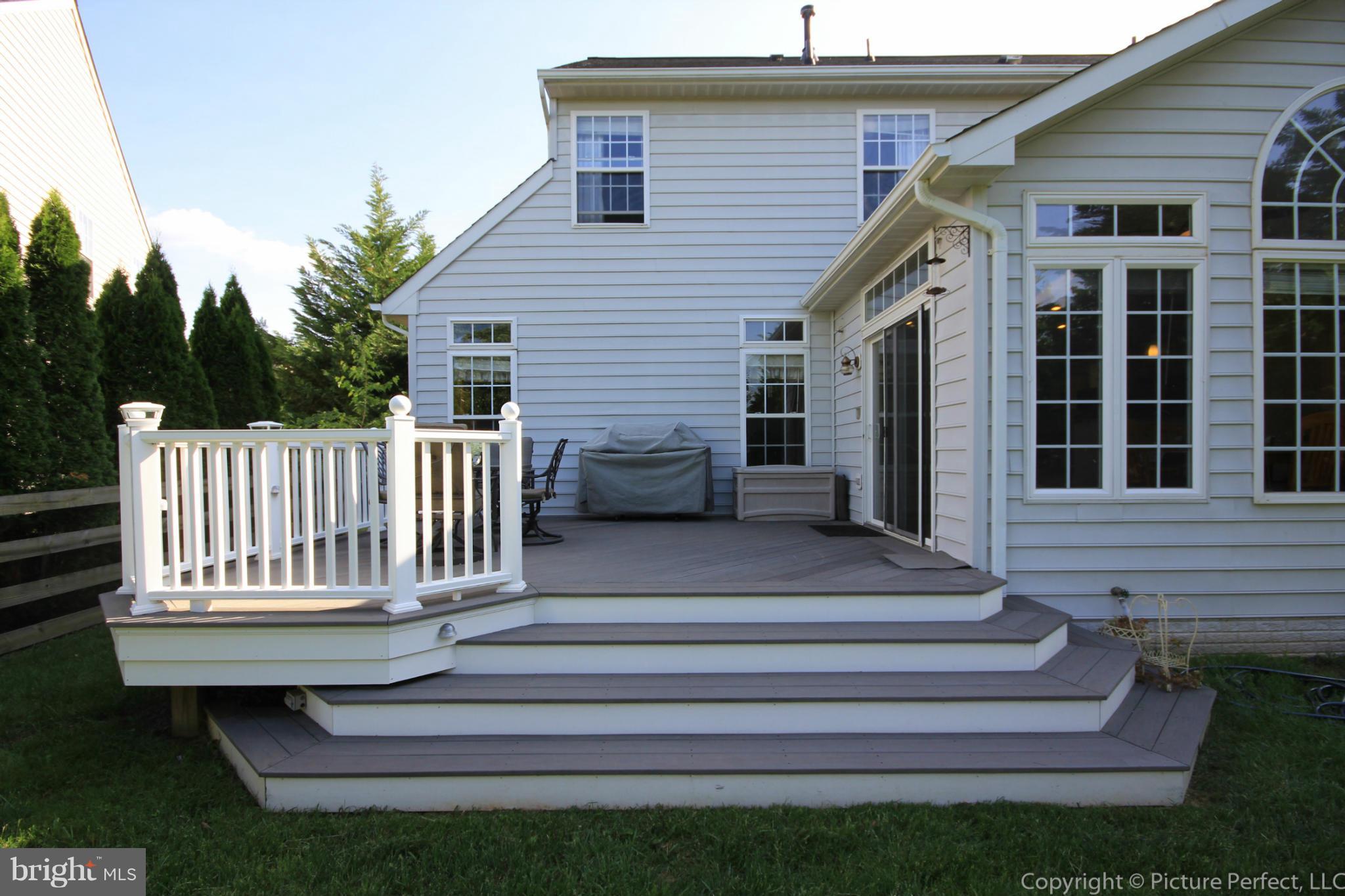 9014 Bealls Farm Road Frederick, MD 21704 - Photo 22 of 30 a front view of a house with a garden