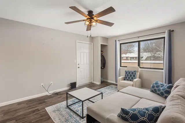 $115,000 | 1801 Richardson Drive, Unit 7, Urbana, IL 61802