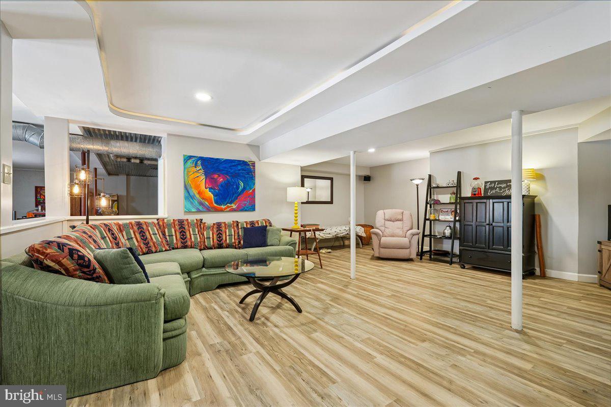 9500 Holsey Road Damascus, MD 20872 - Photo 56 of 82 Rec Room - Lounge