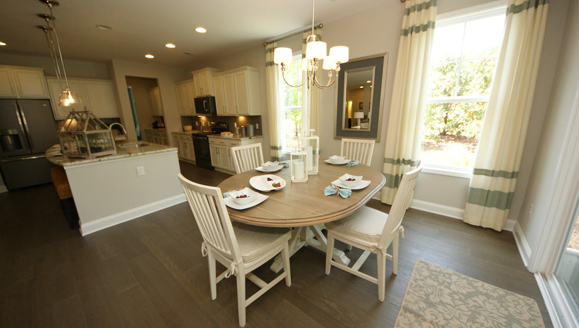 304 Knawl Road Moncks Corner, SC 29461 - Photo 17 of 40 Harbor-Oak-C-3129_Overlook_Dining_Kitche