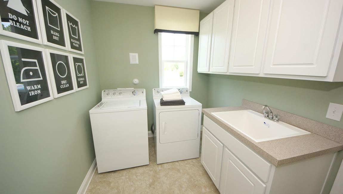 304 Knawl Road Moncks Corner, SC 29461 - Photo 31 of 40 Harbor-Oak-C-3129_Overlook_Laundry