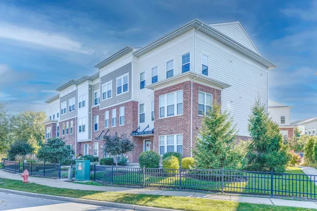 $534,000 | 3573 Mulligan Drive, Woodridge, IL 60517