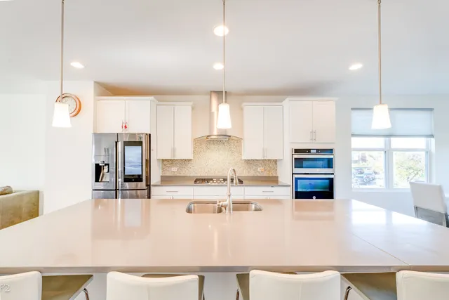 $534,000 | 3573 Mulligan Drive, Woodridge, IL 60517