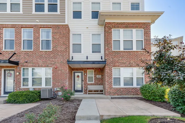 $534,000 | 3573 Mulligan Drive, Woodridge, IL 60517