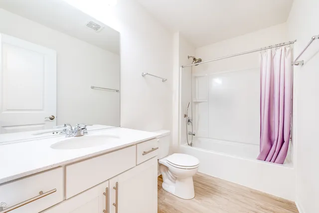 $534,000 | 3573 Mulligan Drive, Woodridge, IL 60517